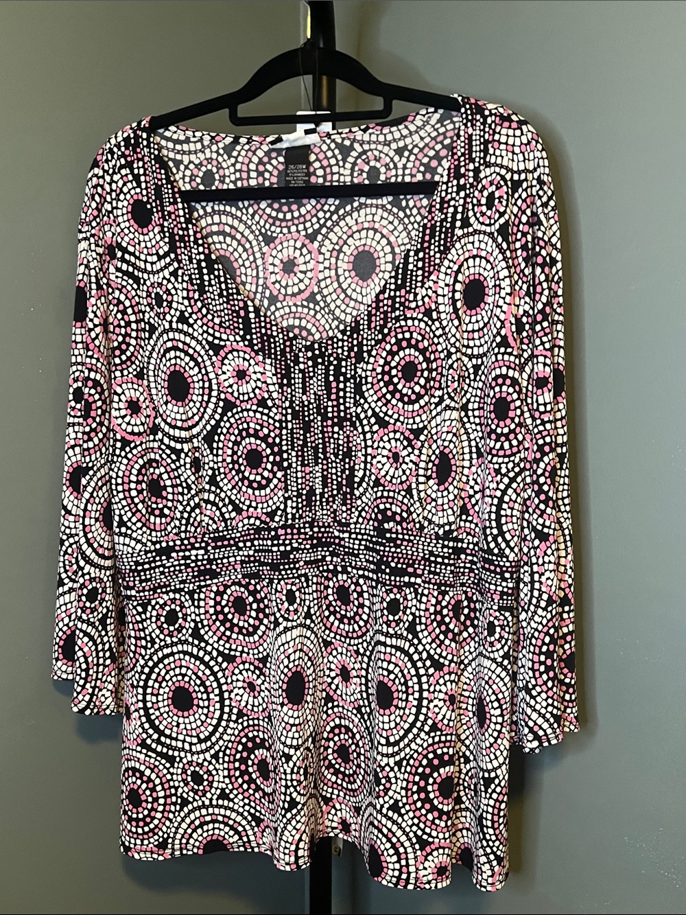 Studio 1940 Black, White & Pink Mosaic Top